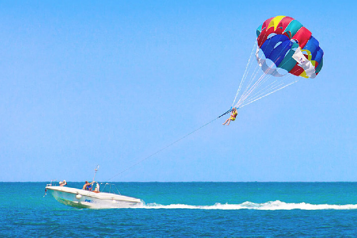 Parasailing in Port Blair