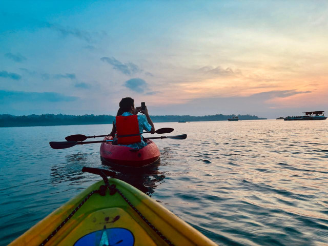 Kayaking in Havelock Island